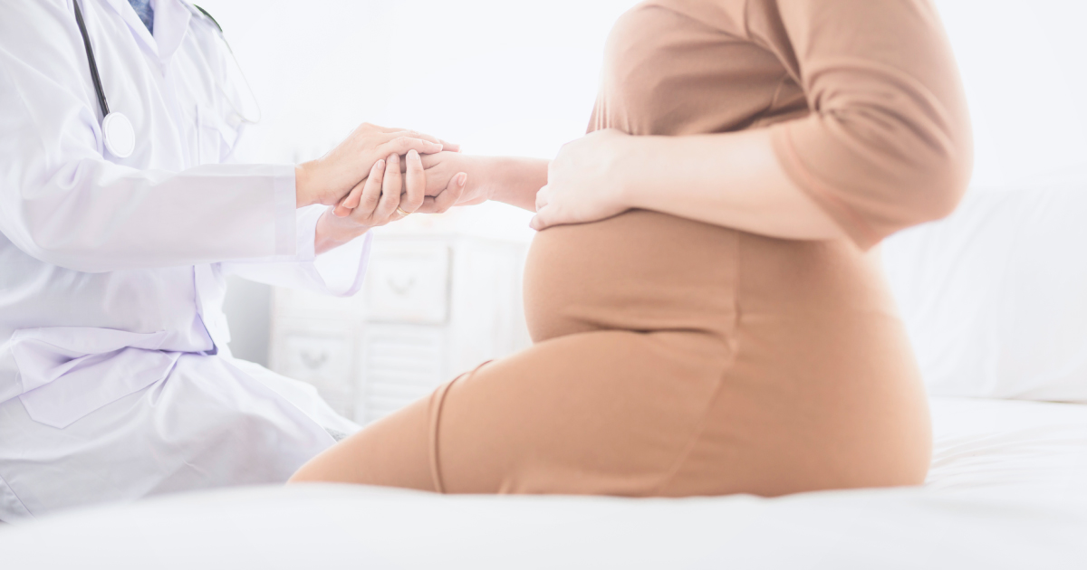 ทำไมคุณแม่ต้องฝากครรภ์ให้ถูกที่